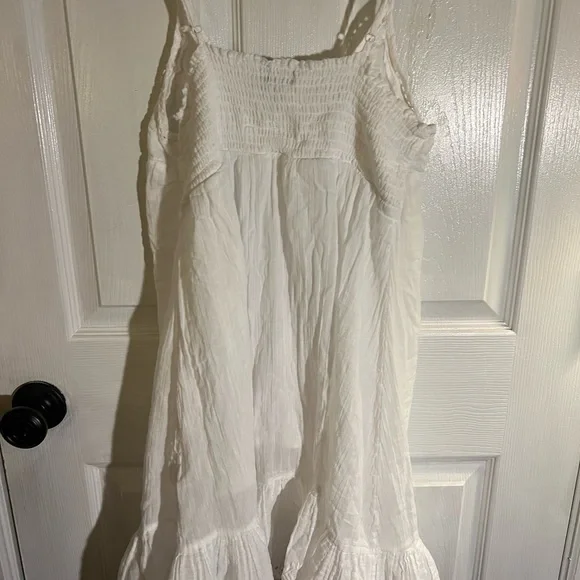 White eyelet House of Harlow dress sz M - Picture 3 of 4